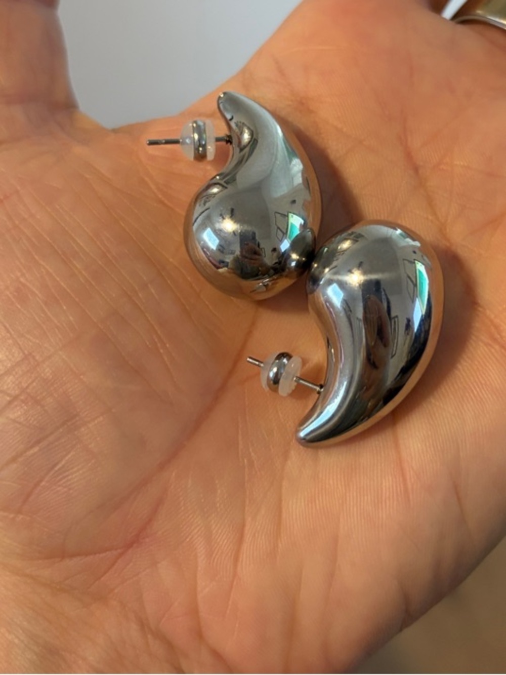 Luv AJ Gia earrings in silver